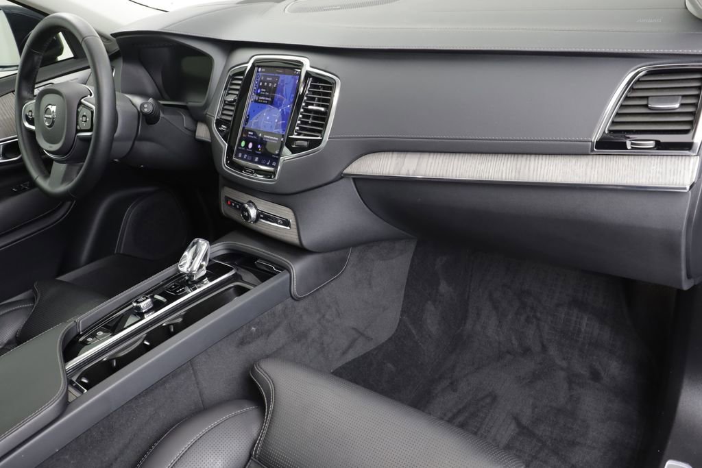 Used 2023 Volvo XC90 B6 Ultimate w/ Protection Package Premier image 22