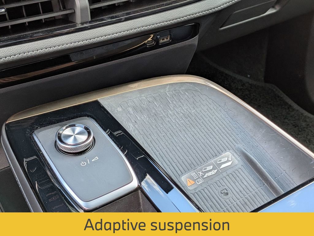 Used 2025 Buick Enclave Avenir w/ Trailering Package, 5000 lbs. AWD/4WD image 30