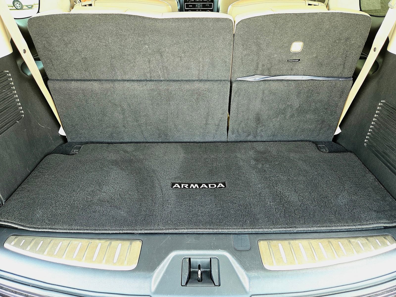 Used 2021 Nissan Armada Platinum w/ Captain's Chairs Package image 29