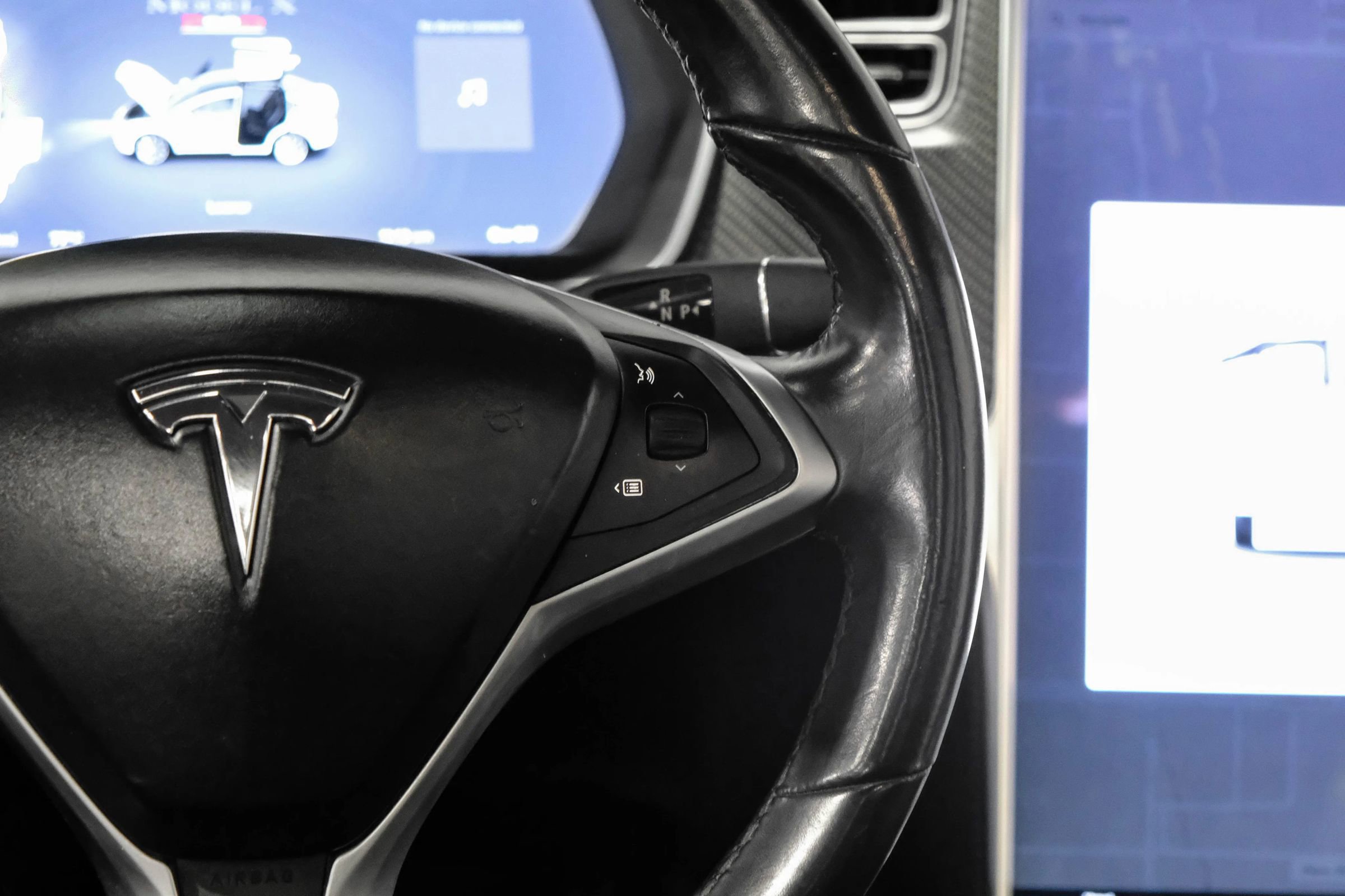 Used 2016 Tesla Model X P90D image 20