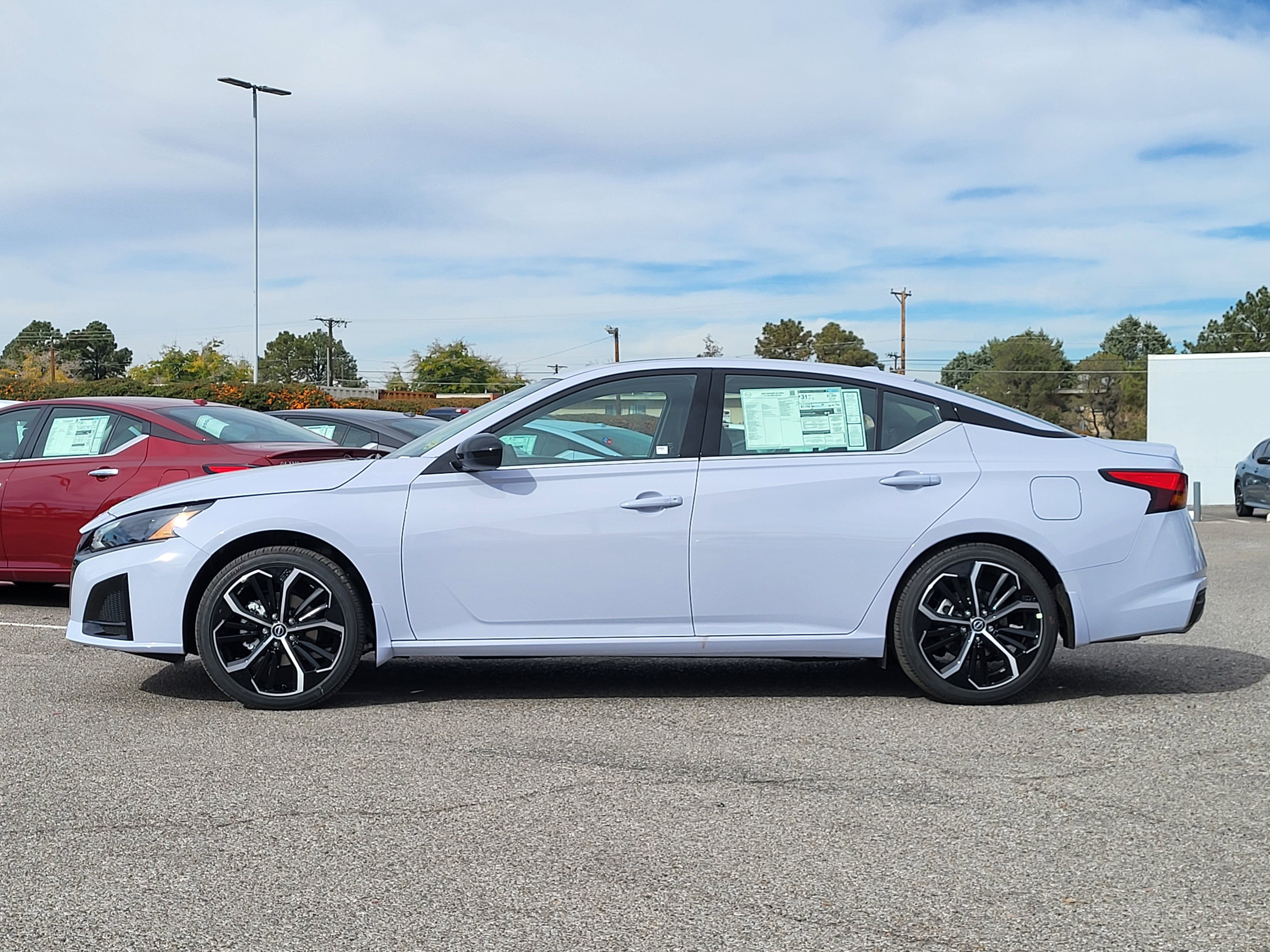 New 2025 Nissan Altima 2.5 SR w/ SR Premium Package image 2