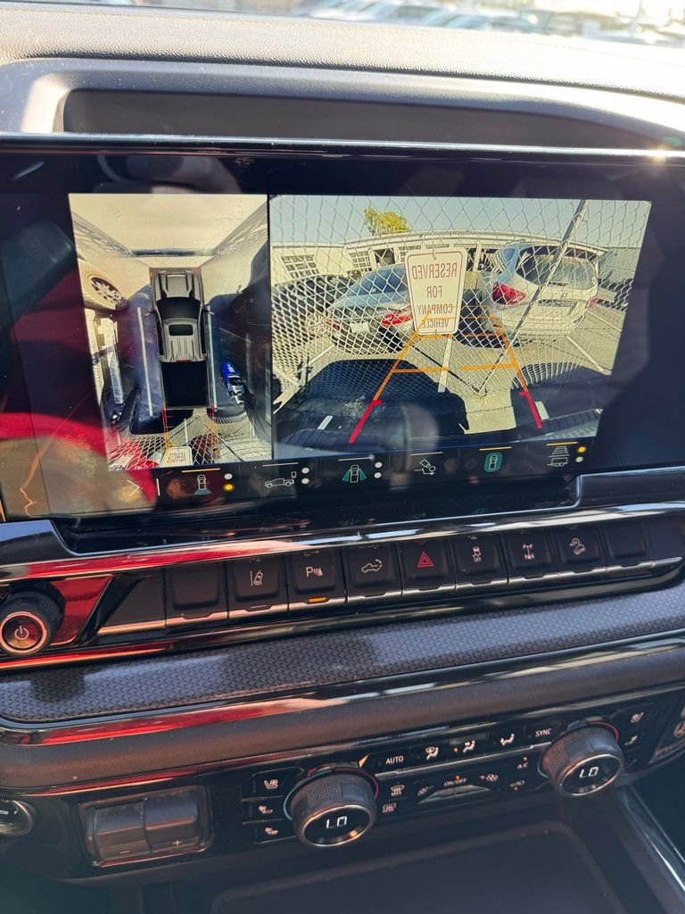 Used 2024 Chevrolet Silverado 2500 ZR2 w/ Technology Package image 20