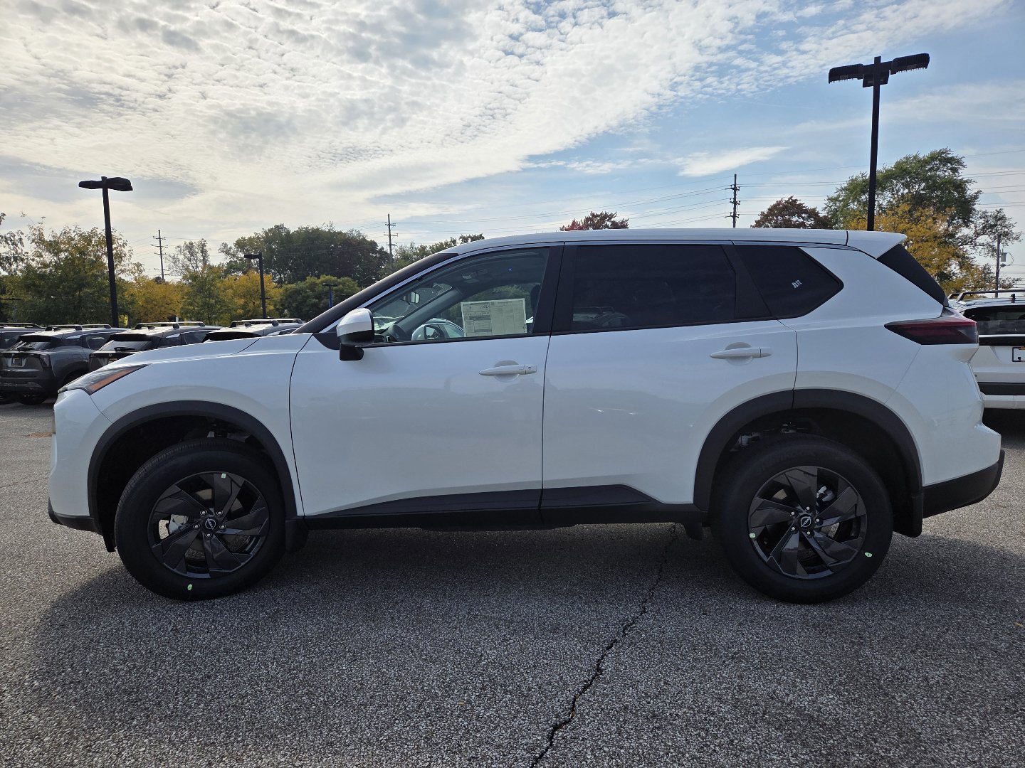 New 2027 Nissan Rogue SV AWD/4WD image 13
