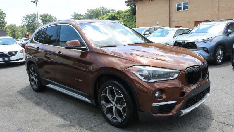 Used 2016 BMW X1 xDrive28i w/ Premium Package AWD/4WD image 3