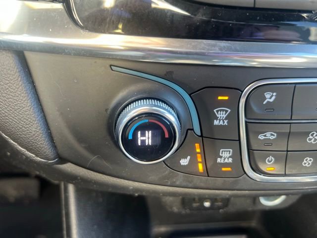 Used 2023 Chevrolet Traverse LT image 17