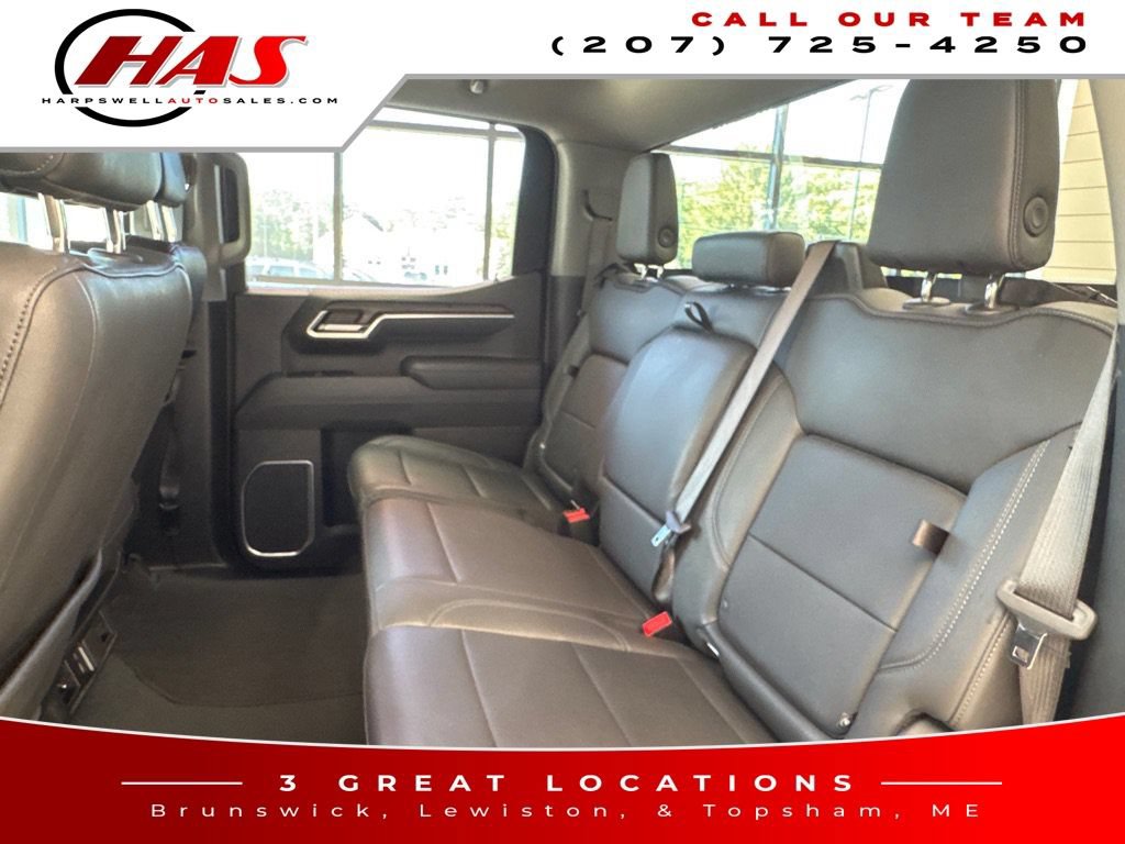 Used 2025 GMC Sierra 1500 SLT AWD/4WD image 10