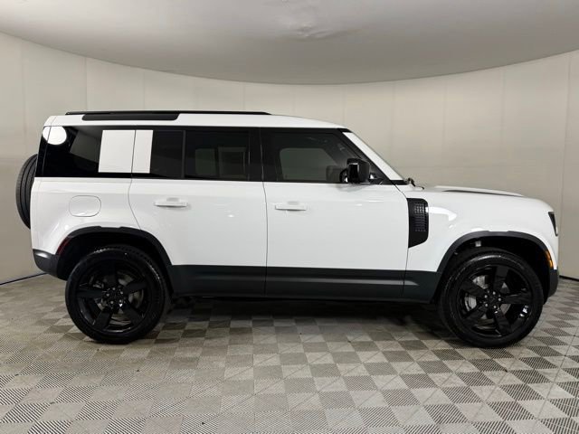 New 2026 Land Rover Defender 110 S AWD/4WD image 5