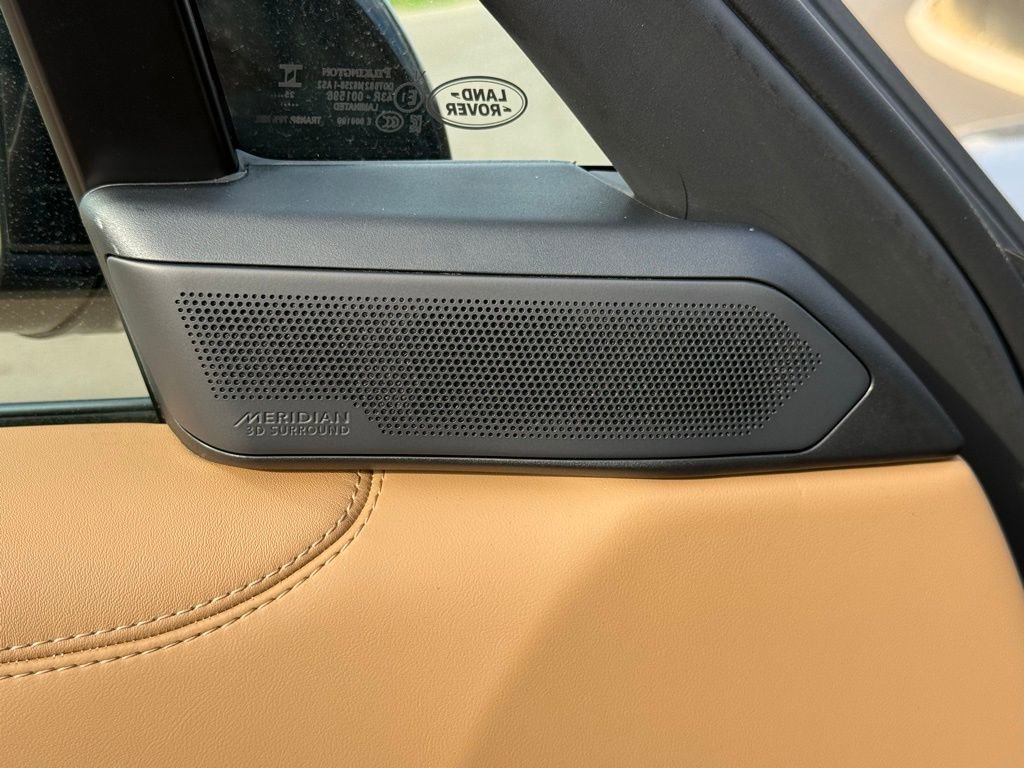 New 2026 Land Rover Range Rover SE image 14