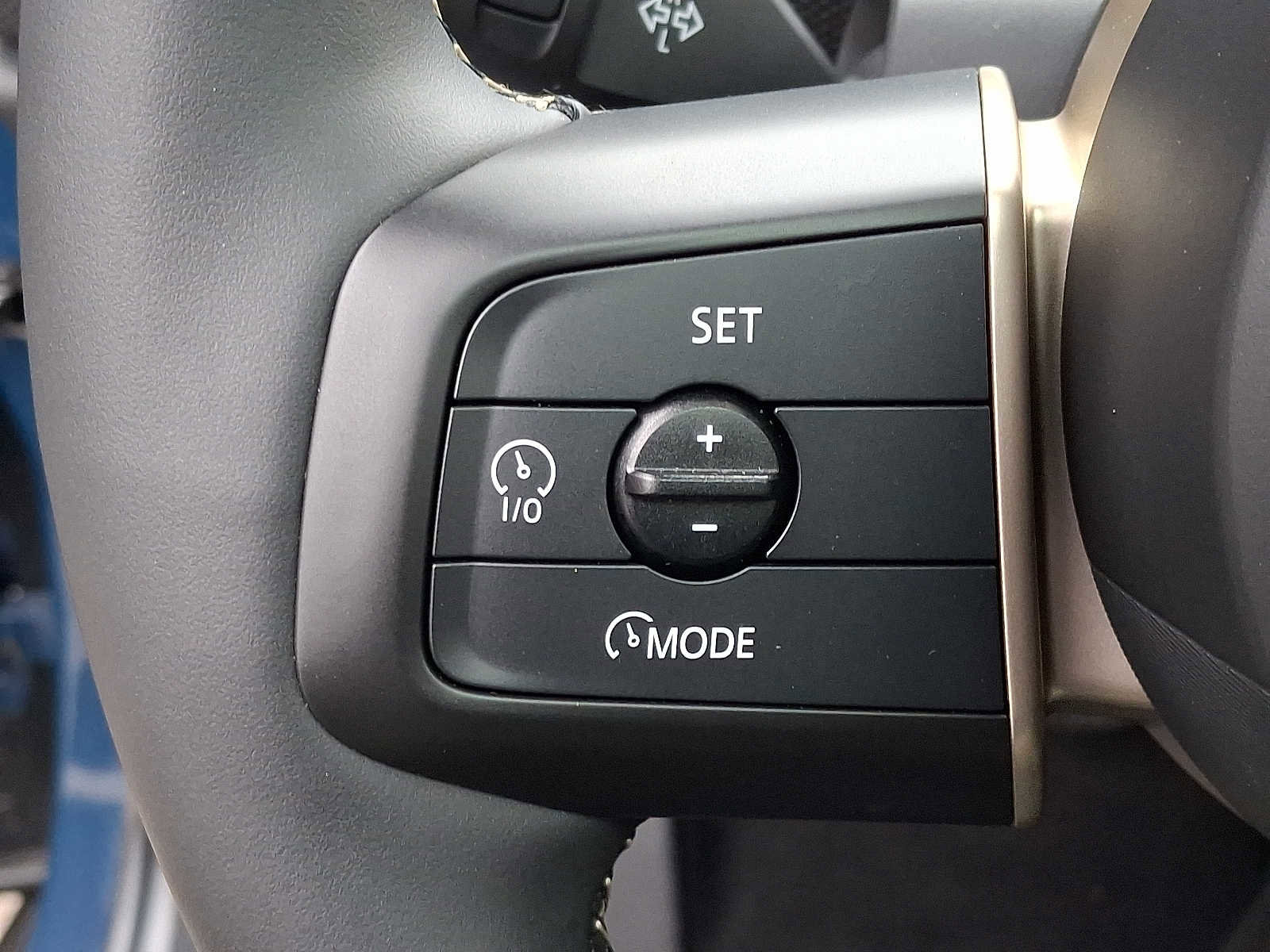 Used 2025 MINI Cooper 2-Door Hardtop image 22