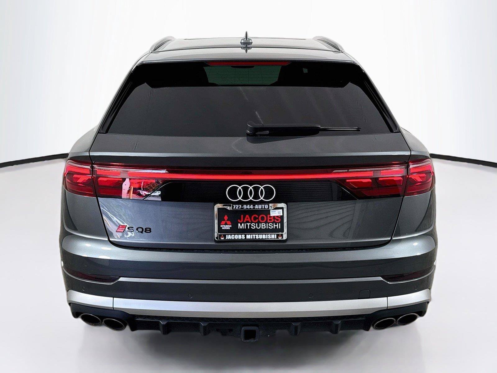 Used 2024 Audi SQ8 Prestige AWD/4WD image 4