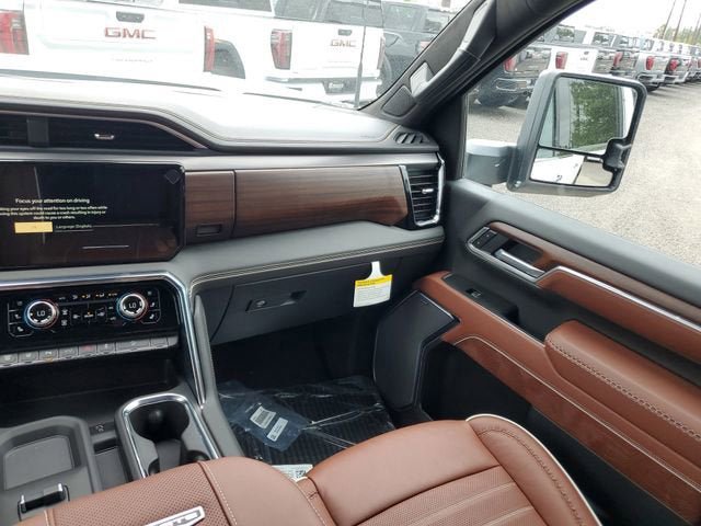 New 2026 GMC Sierra 3500 Denali Ultimate AWD/4WD image 16