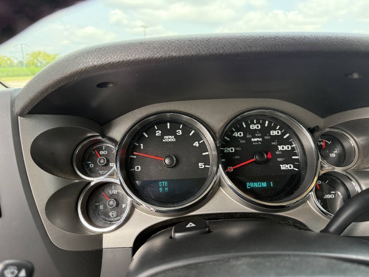 Used 2011 Chevrolet Silverado 2500 LT w/ Interior Plus Package AWD/4WD image 19