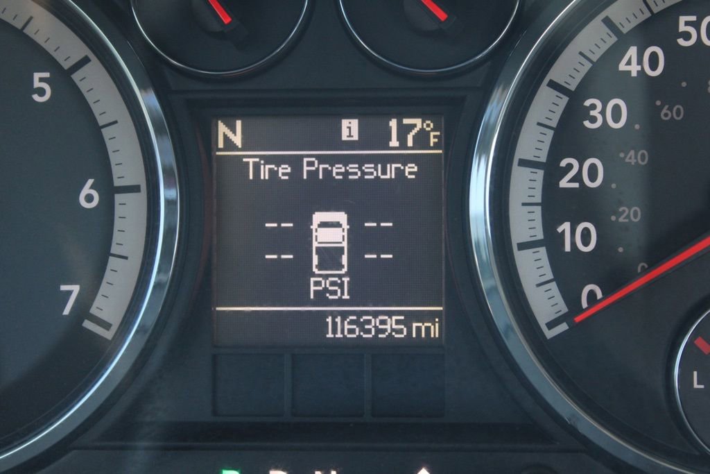 Used 2010 Dodge Ram 1500 Truck SLT image 24