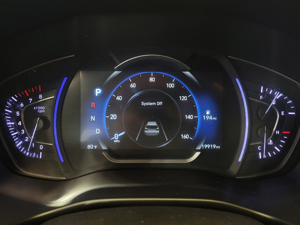 Used 2019 Hyundai Santa Fe SEL FWD image 23