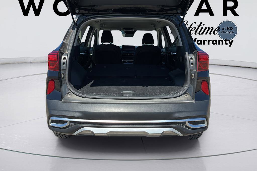 Certified 2023 Kia Seltos S w/ Navigation Package image 19