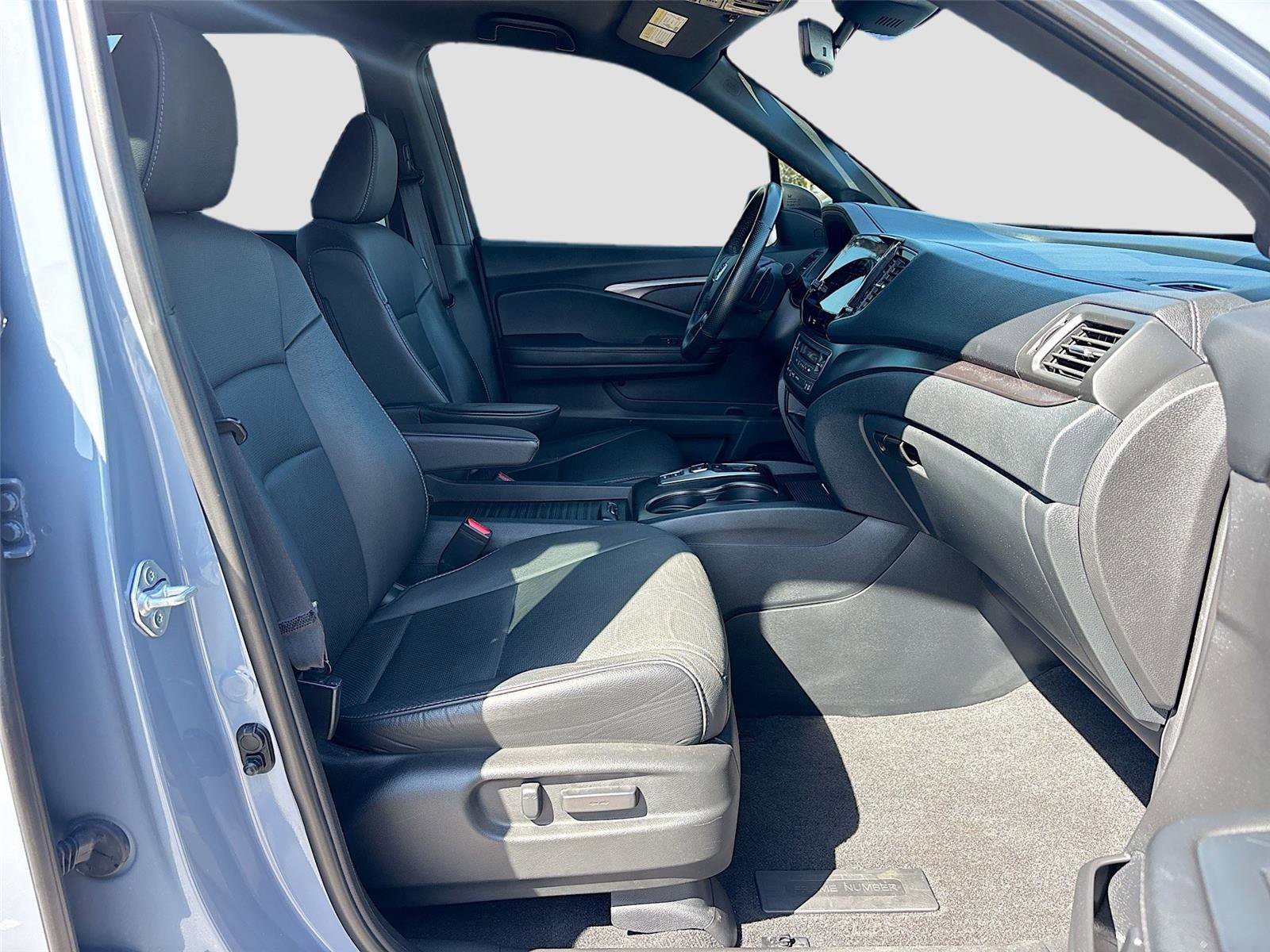 Used 2022 Honda Passport EX-L image 33