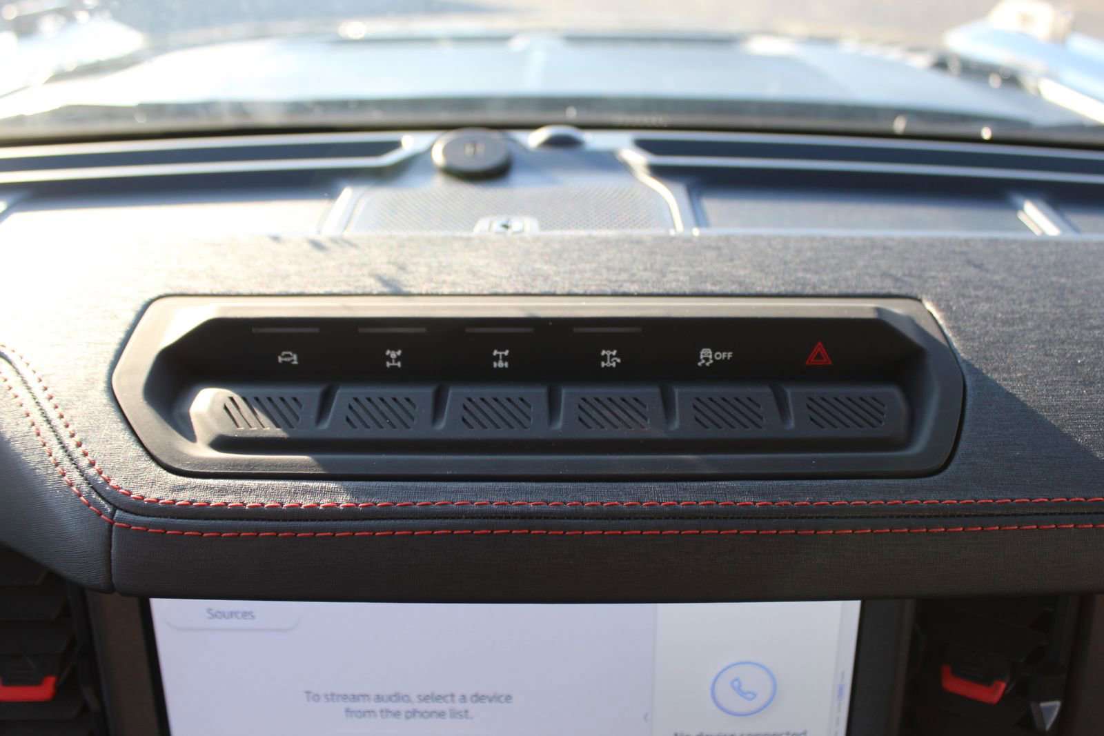 New 2025 Ford Bronco Raptor w/ Interior Carbon Fiber Pack image 32