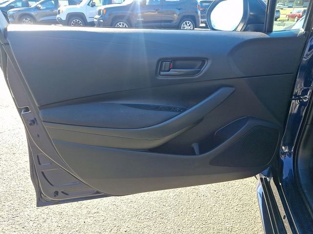 Used 2022 Toyota Corolla LE image 12