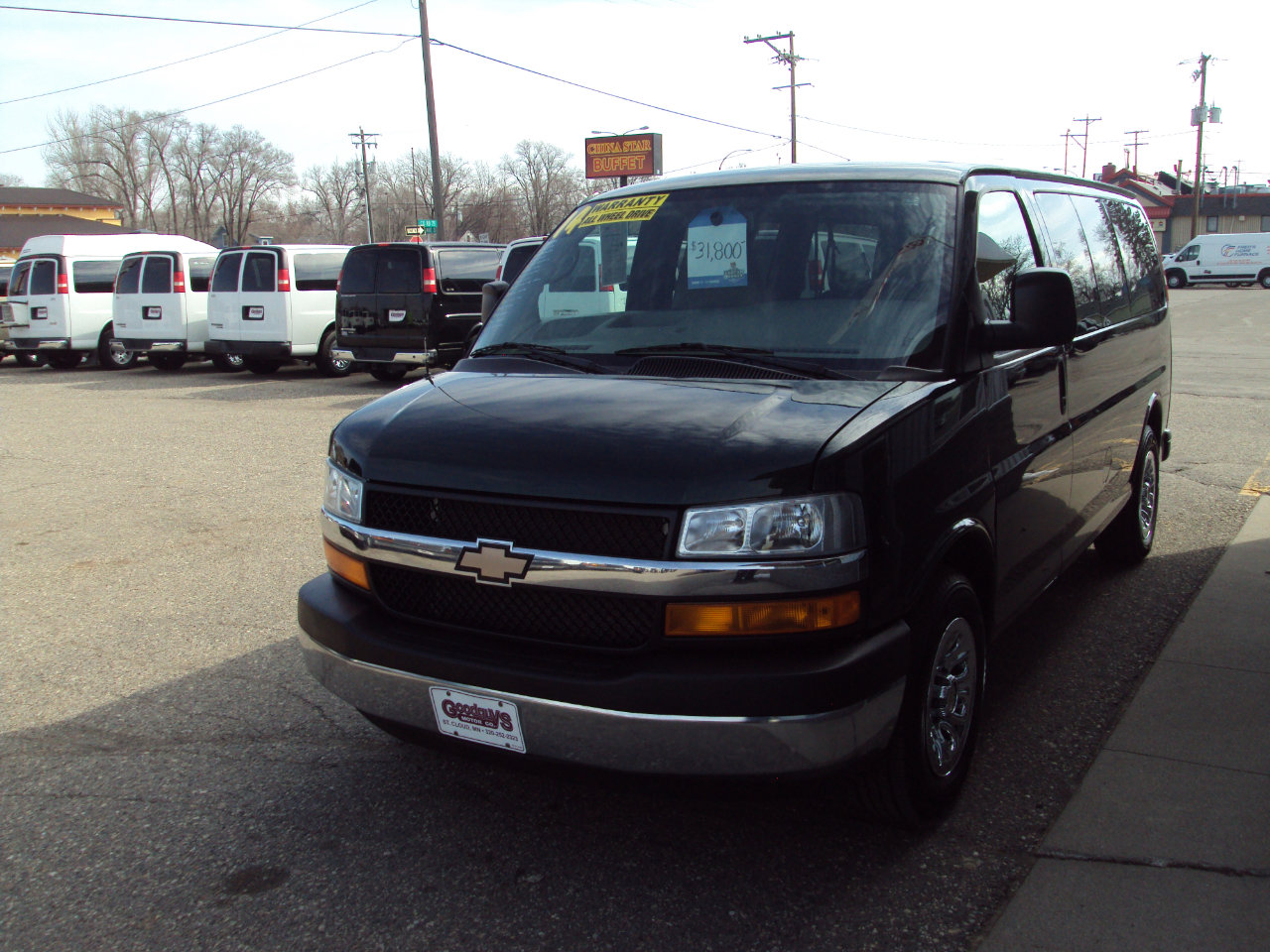 Used 2014 Chevrolet Express 1500 LT w/ LT Preferred Equipment Group AWD/4WD image 4