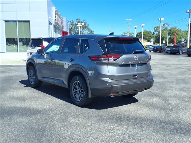 New 2026 Nissan Rogue S image 5