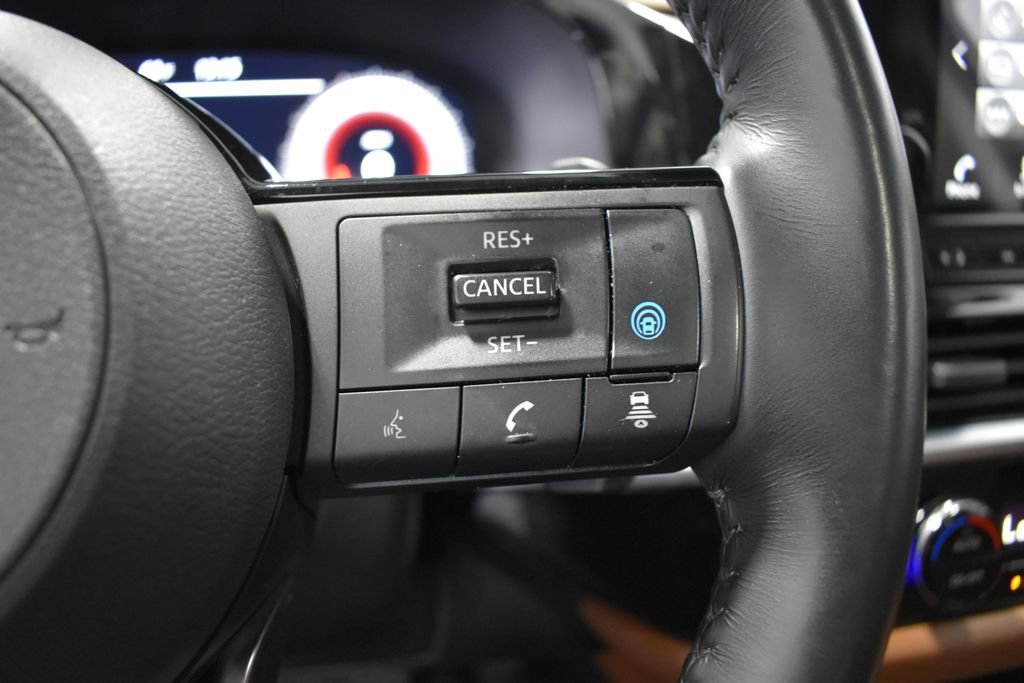 Certified 2023 Nissan Pathfinder Platinum image 30