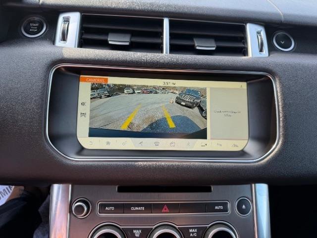 Used 2017 Land Rover Range Rover Sport SE AWD/4WD image 27