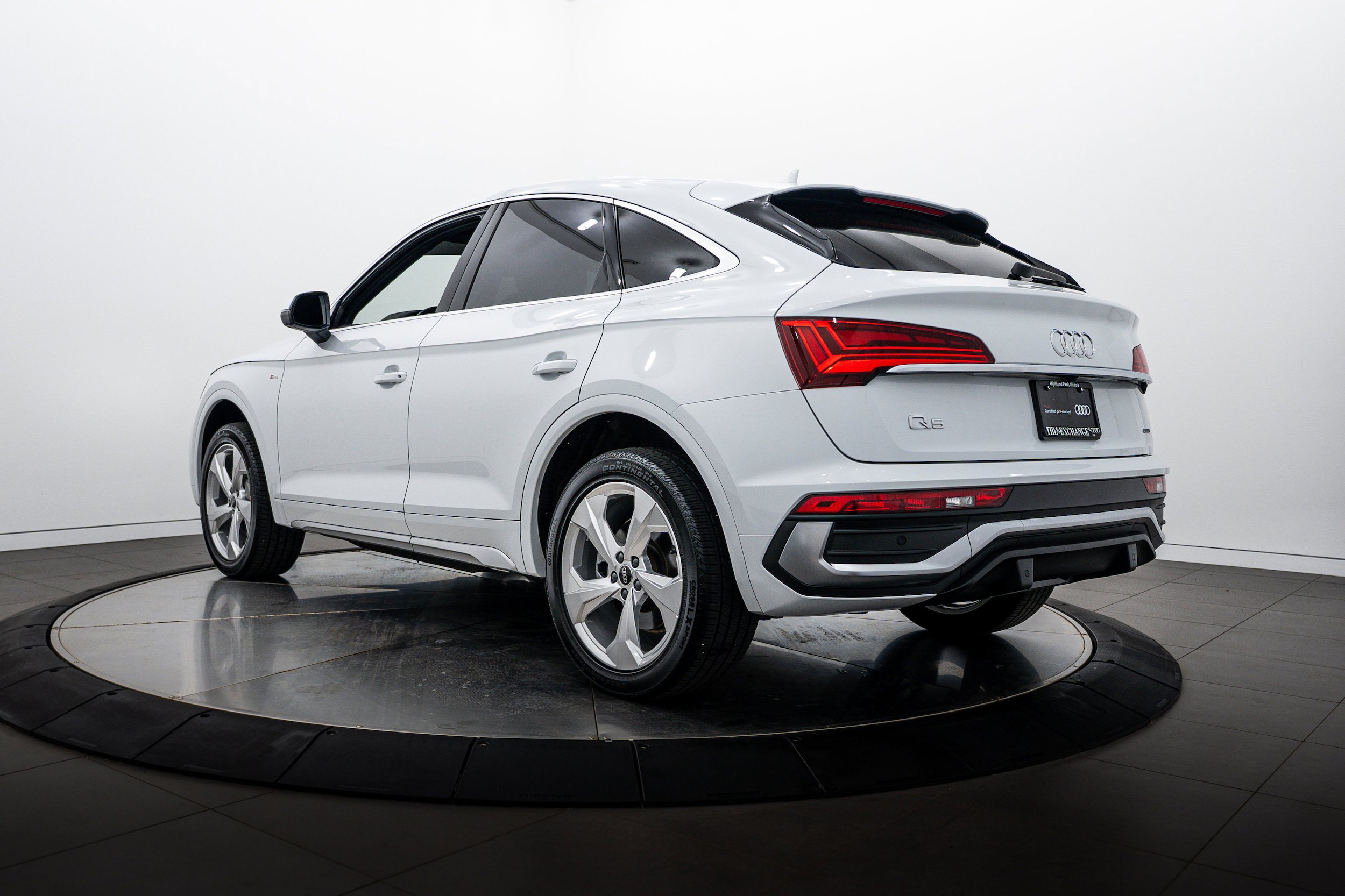 Certified 2024 Audi Q5 2.0T Premium Plus w/ Premium Plus Package AWD/4WD image 5