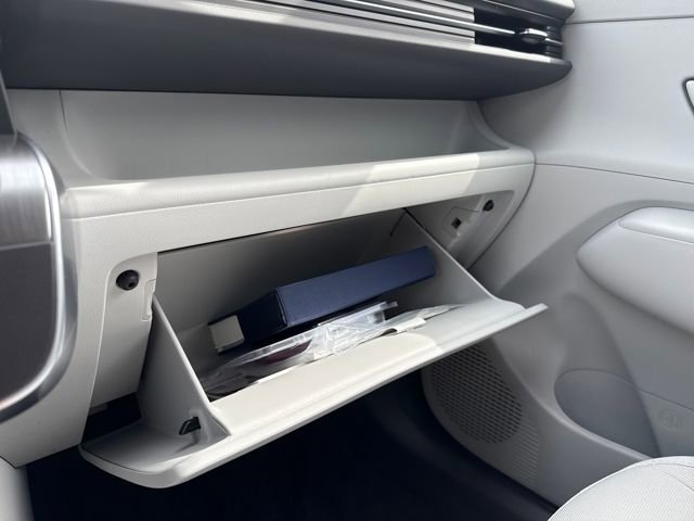 Certified 2025 Hyundai Kona SEL image 36