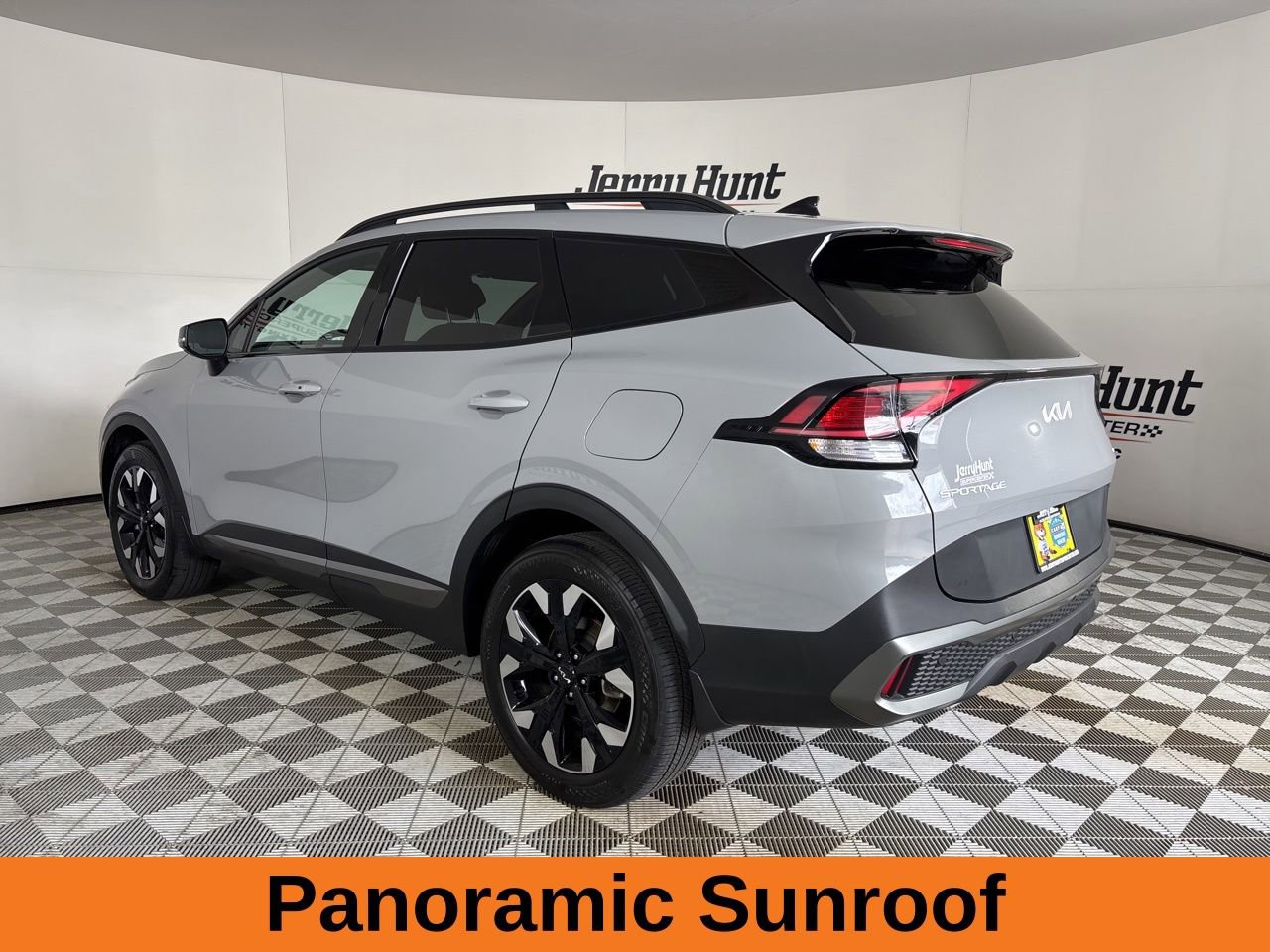 Used 2023 Kia Sportage X-Line w/ X-Line Premium Package image 7