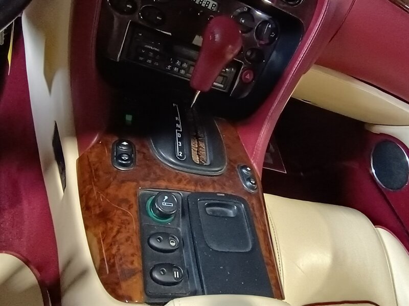 Used 1997 Aston Martin DB7 Volante RWD image 24