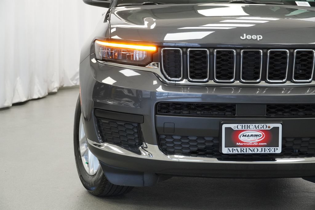 Certified 2025 Jeep Grand Cherokee L Laredo AWD/4WD image 6
