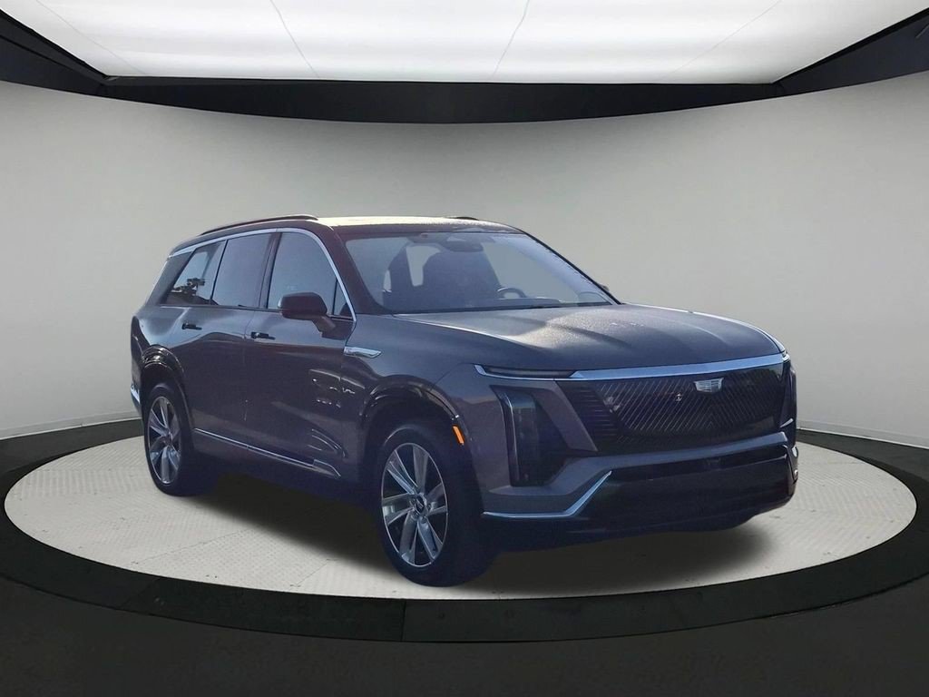 Certified 2026 Cadillac Vistiq Luxury AWD/4WD image 5