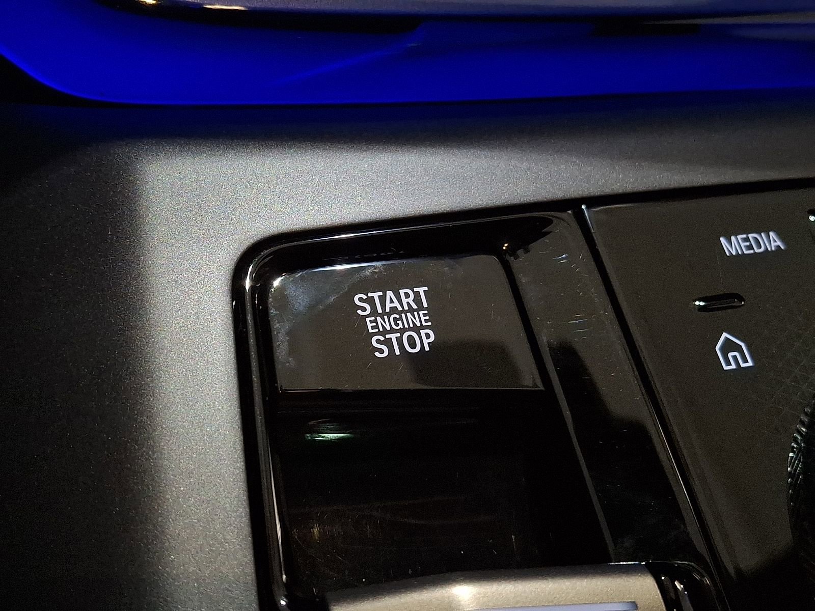 Used 2025 BMW X3 xDrive30i w/ Premium Package image 19