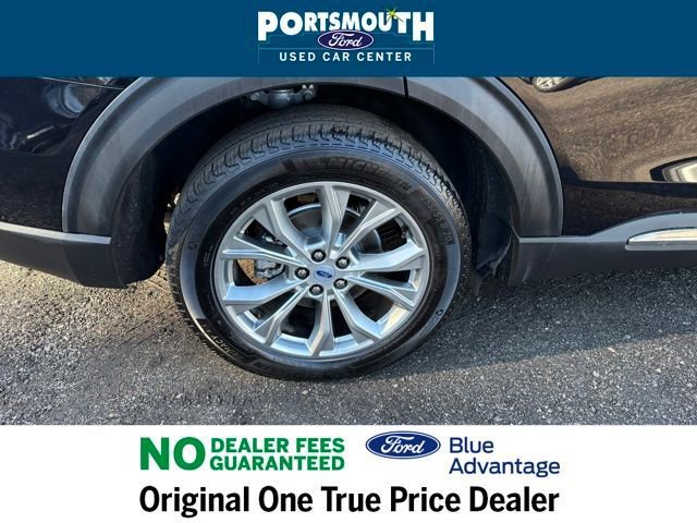 Used 2023 Ford Explorer XLT w/ Equipment Group 202A image 32
