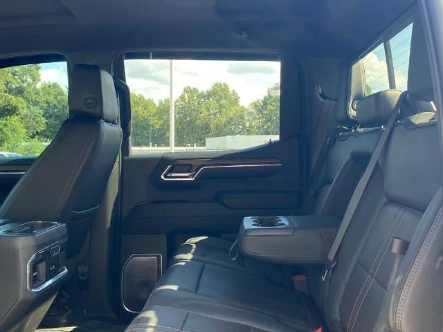 Used 2023 Chevrolet Silverado 1500 High Country w/ Technology Package AWD/4WD image 25
