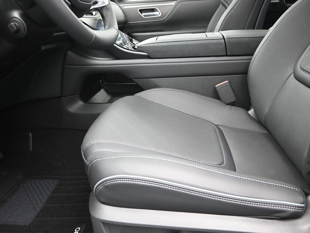 New 2026 INFINITI QX80 Luxe RWD image 13