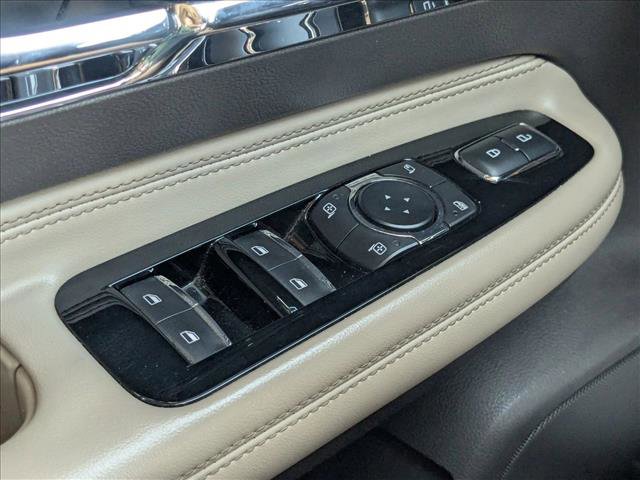 Used 2021 Lincoln Corsair Reserve w/ Equipment Group 201A image 13