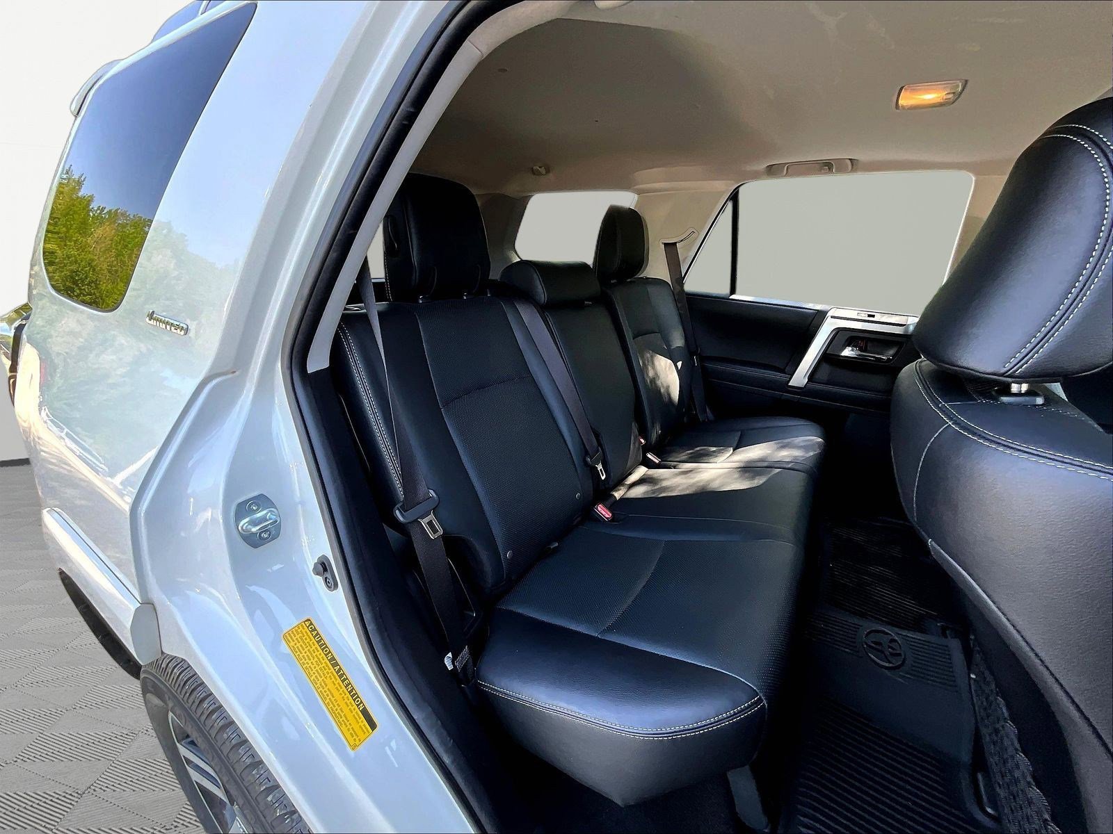 Used 2021 Toyota 4Runner Limited AWD/4WD image 23