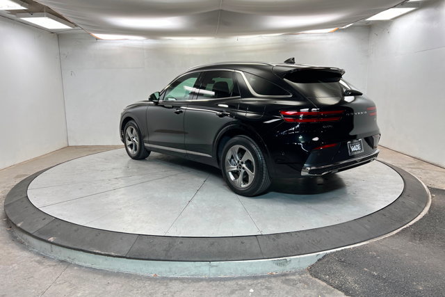 Used 2026 Genesis GV70 2.5T Advanced image 3