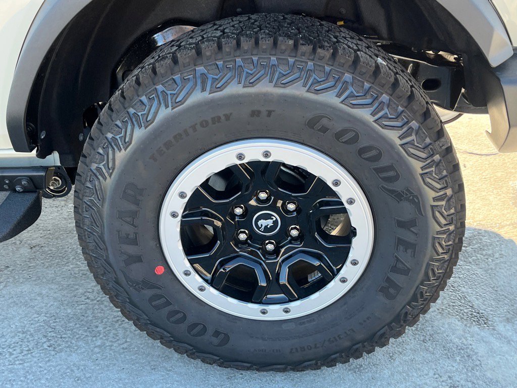 New 2025 Ford Bronco Badlands w/ Sasquatch Package AWD/4WD image 18