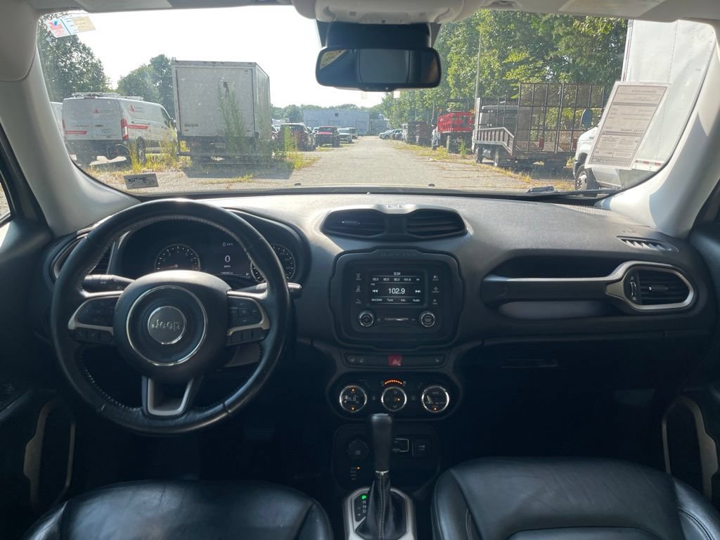 Used 2015 Jeep Renegade Limited AWD/4WD image 9