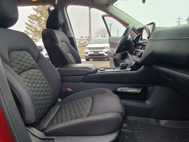 Used 2022 Nissan Pathfinder SV w/ SV Premium Package image 18