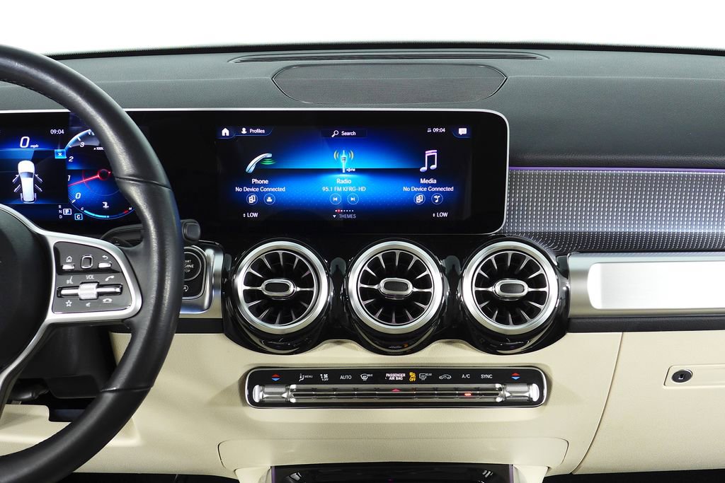 Used 2020 Mercedes-Benz GLB 250 image 25