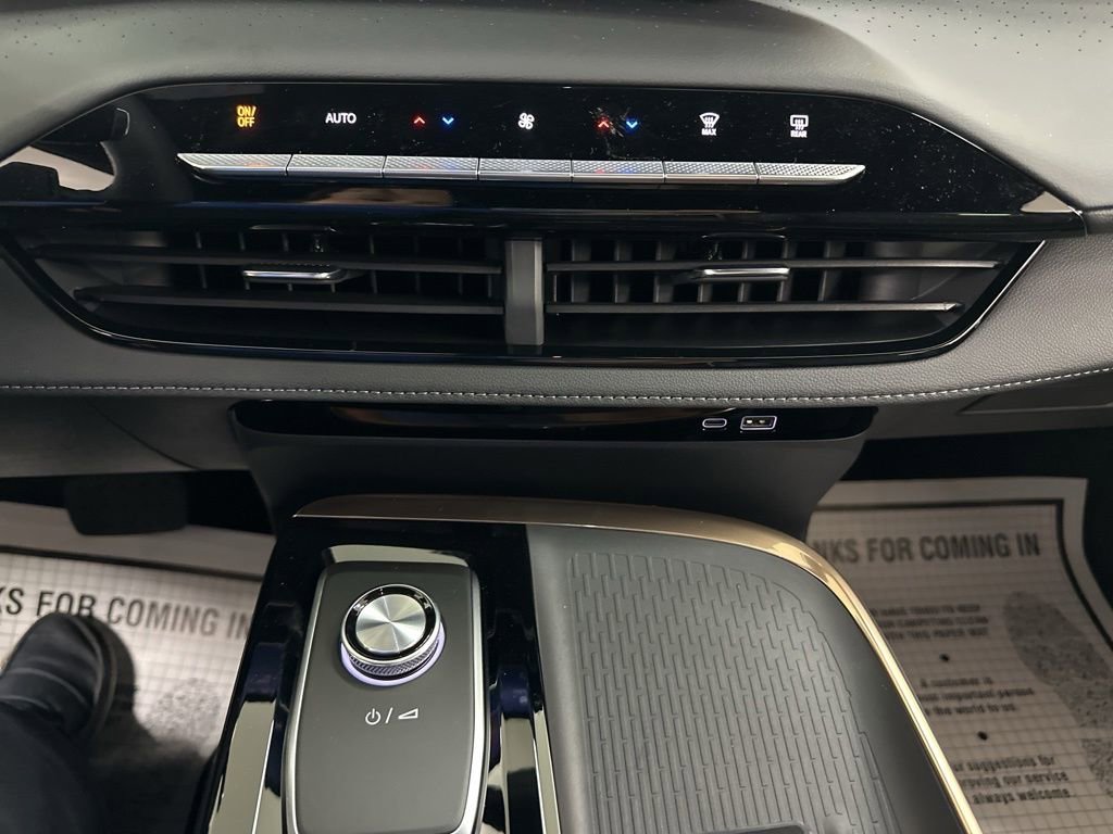 New 2026 Buick Enclave Avenir w/ Super Cruise Package image 43