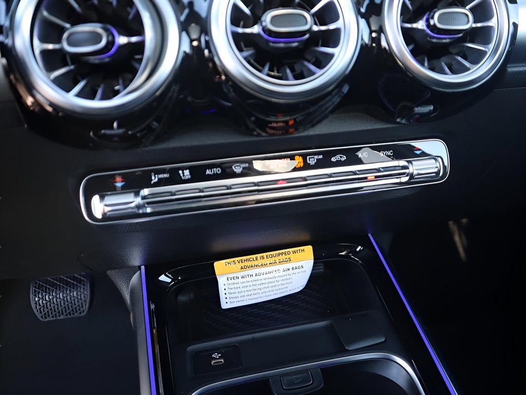 New 2026 Mercedes-Benz GLB 250 4MATIC image 47