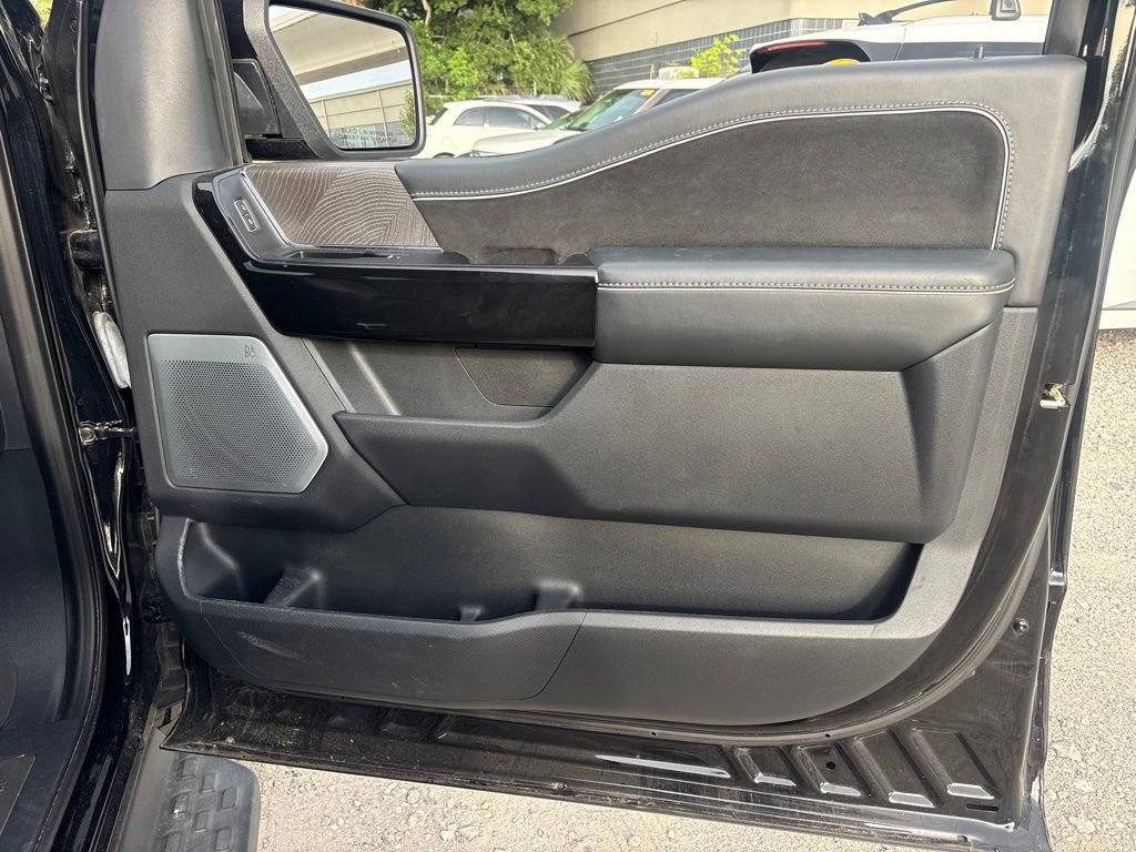 Used 2023 Ford F150 Lightning Lariat AWD/4WD image 18