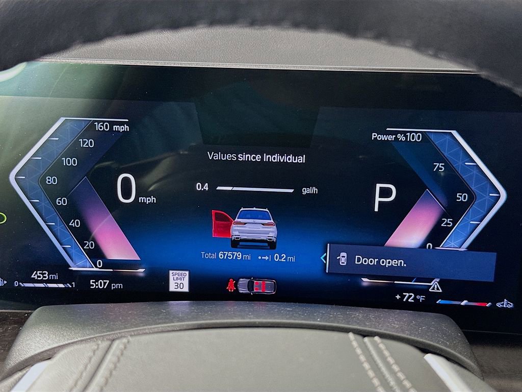 Used 2023 BMW X7 xDrive40i w/ Parking Assistance Package image 12