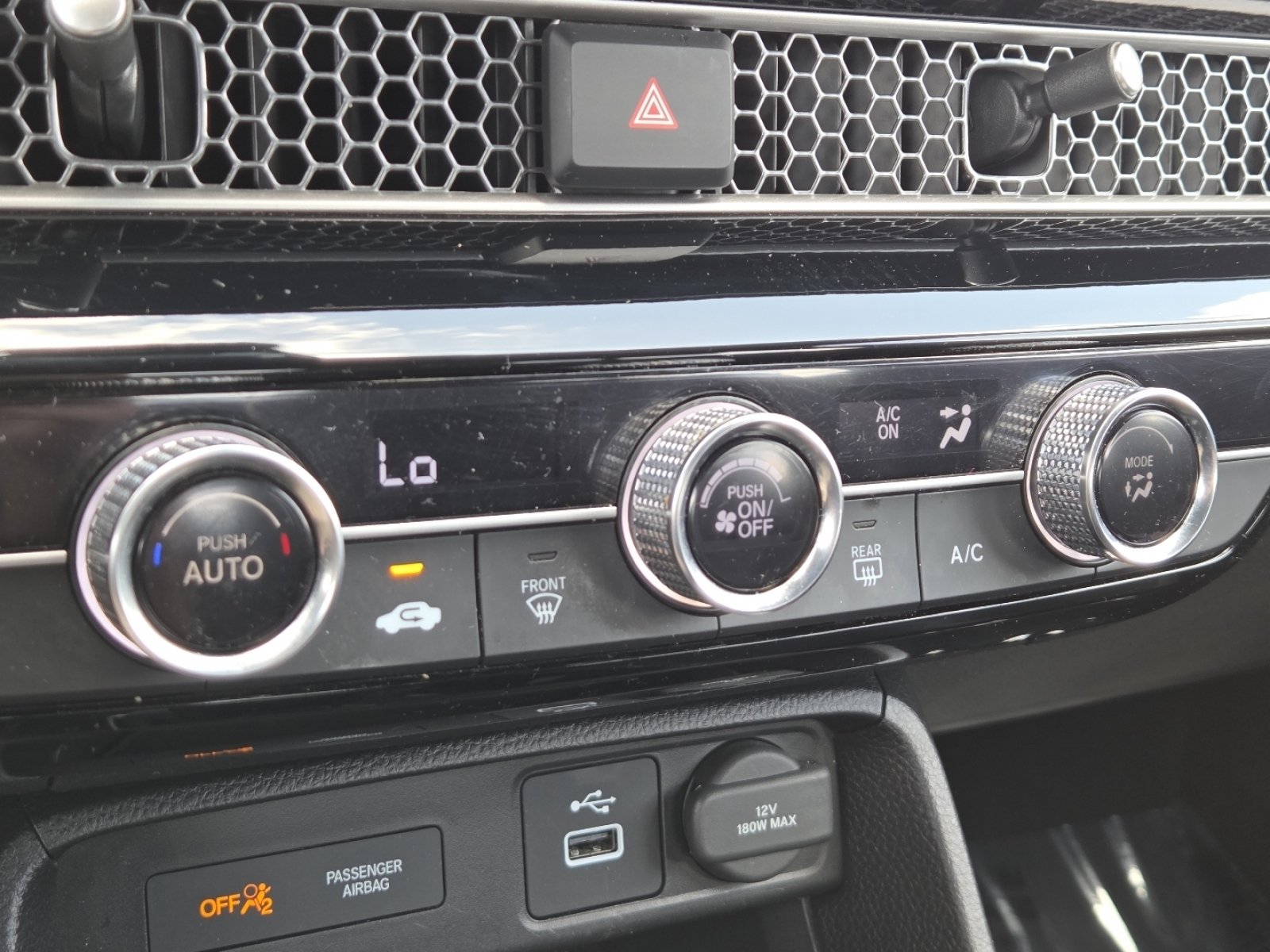 Used 2024 Honda Civic Sport image 28