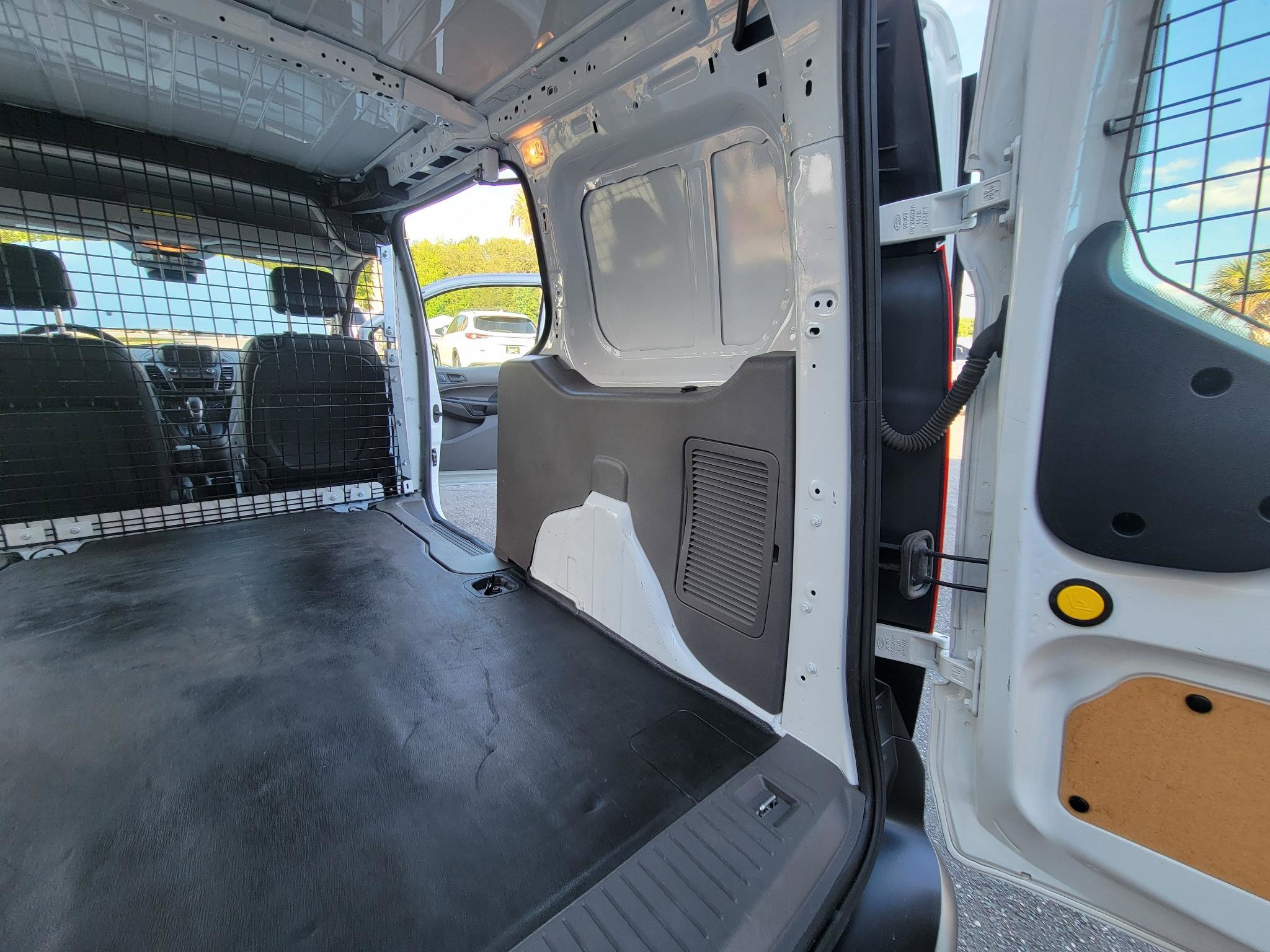 Used 2021 Ford Transit Connect XL FWD image 37