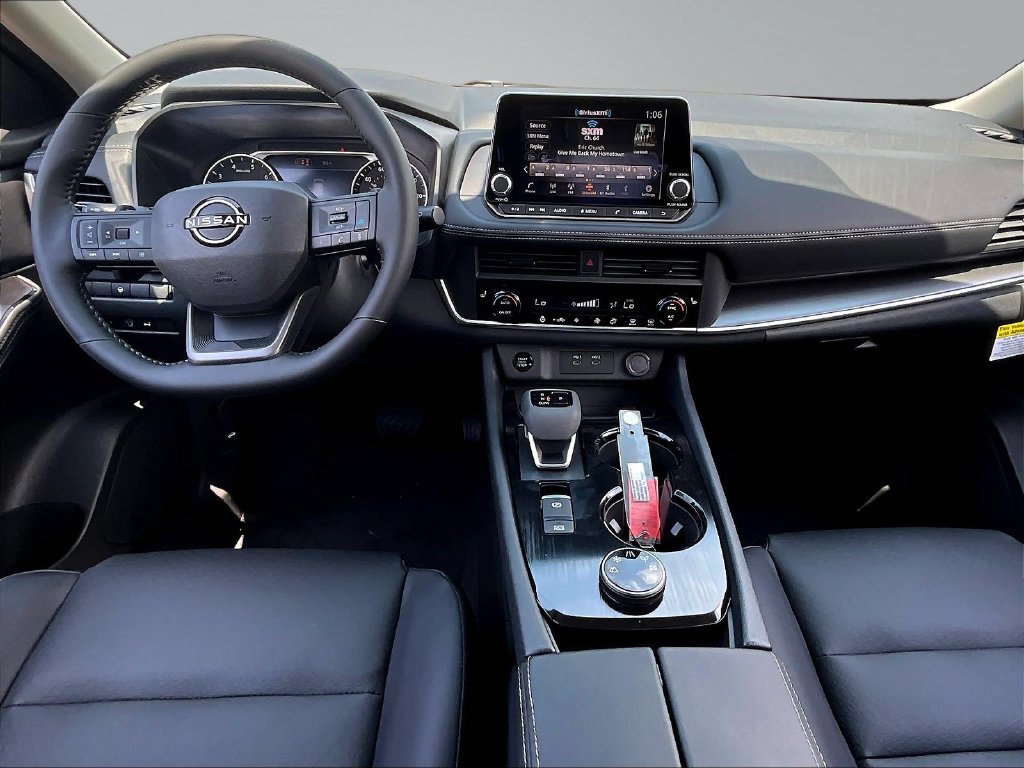 New 2026 Nissan Rogue Dark Armor AWD/4WD image 5
